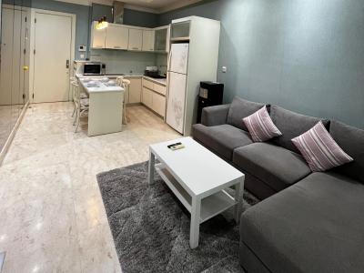 Residence 8