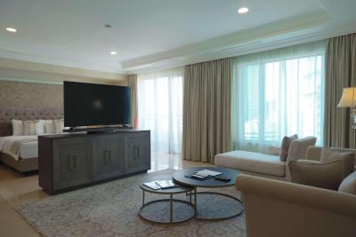 The Plaza Residence